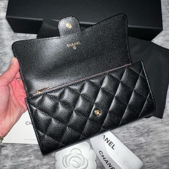 CHANEL LONG CLASSIC FLAP WALLET CAVIAR SKIN CC LOGO - Picture 8 of 11